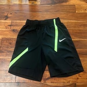 Nike Dry Fit shorts boys XL